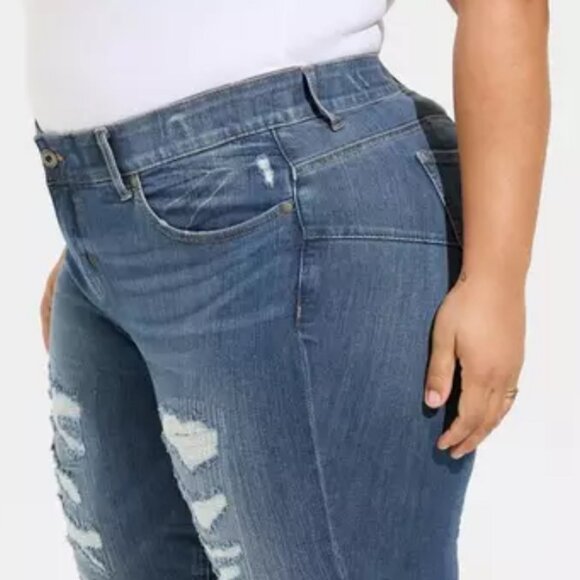 Torrid Bombshell Skinny Premium Stretch High Rise Destructed Jeans - Picture 2 of 5